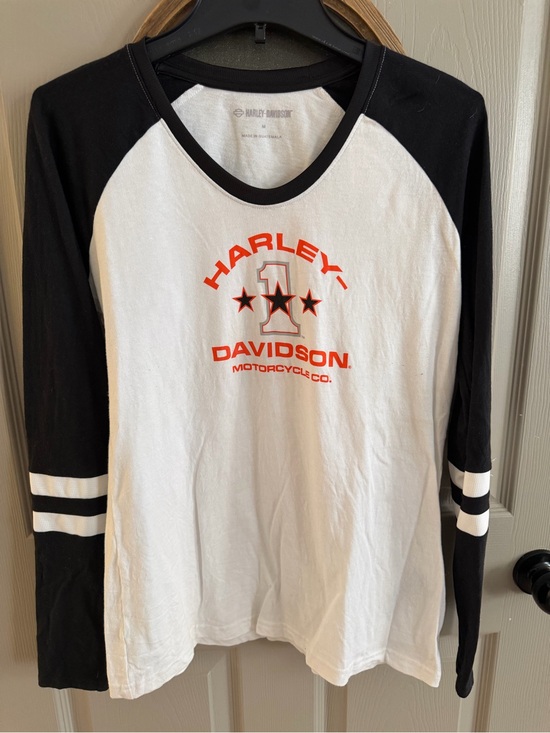 Harley-Davidson Tops - Harley-Davidson women’s white & Black Raglan Logo Long Sleeve Top